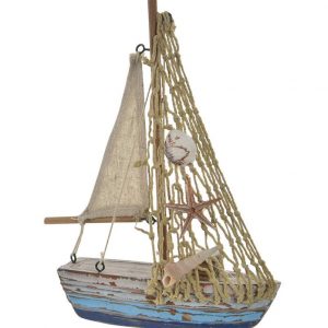 Barco traineira com rede