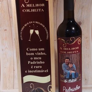 Conjunto garrafa e caixa de vinho personalizavel